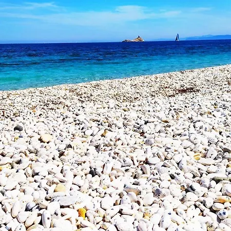 Ghiaie Sea View דירה *