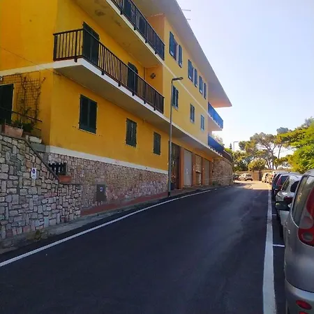 Appartement Ghiaie Sea View *