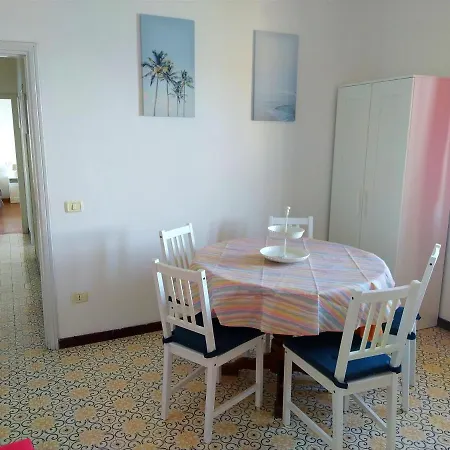 Apartamento Ghiaie Sea View