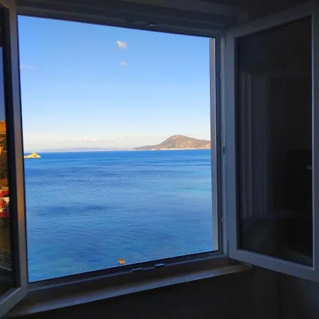 Apartamento Ghiaie Sea View