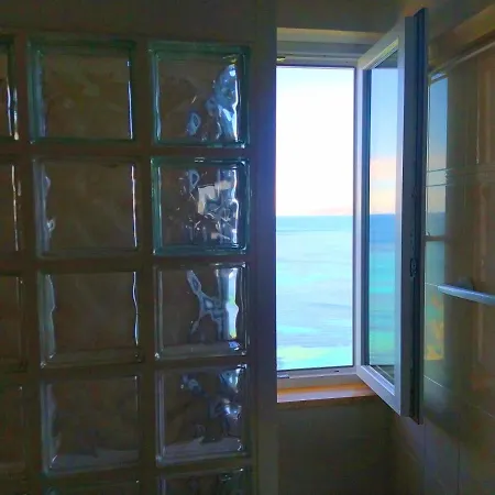 Ghiaie Sea View * 费拉约港