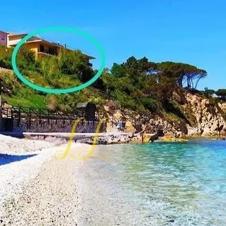 דירה Ghiaie Sea View *