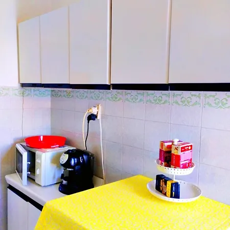 Ghiaie Sea View 公寓 费拉约港