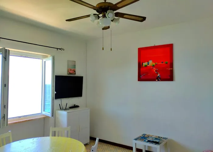 Appartement Ghiaie Sea View *